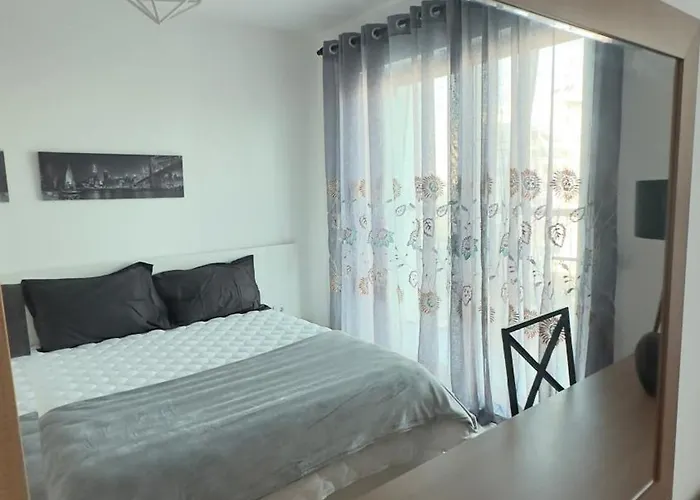 Ambasador 3 Apartament