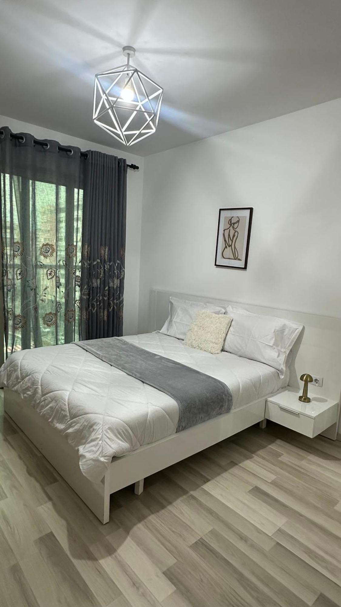Ambasador 3 Appartement Tirana